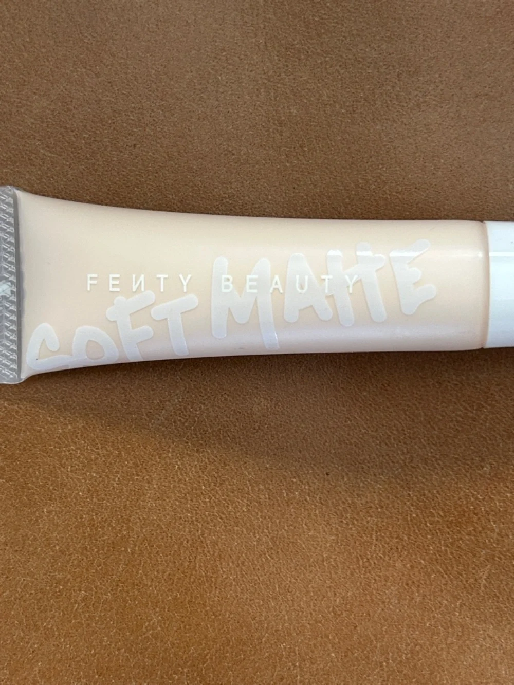 Fenty Beauty Pro Filt’r Soft Matte Foundation 100 Light Neutral 0.40 oz | NEW